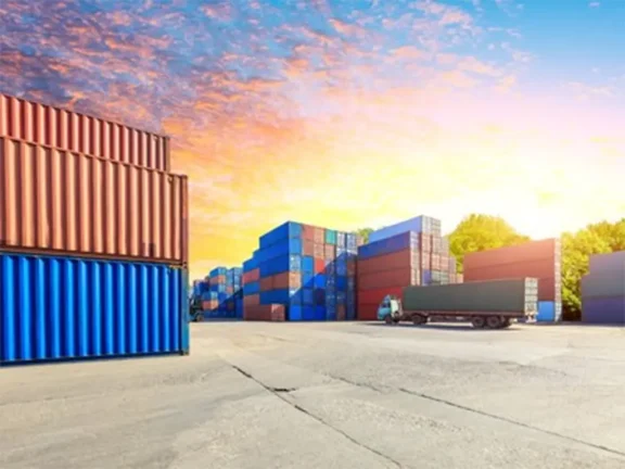 集装箱里的中国-货代浮世绘