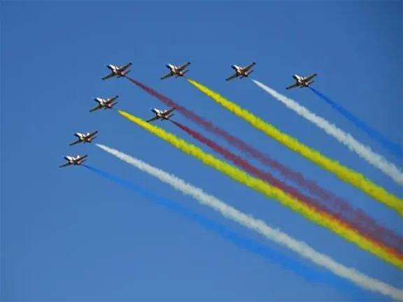 蓝天之翼：单线穿云，重塑人间天路