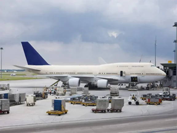 空运浅谈：论货代人——国际航空货运代理的深度解析